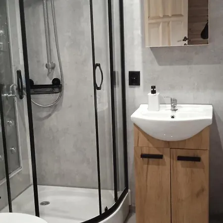 Quarto em Acomodações Particulares Kamex Z Antresola 2-4-osobowy Olsztyn (Silesia)